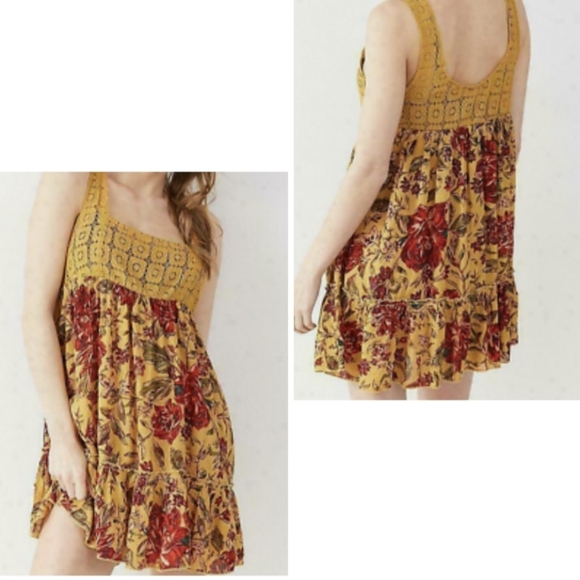 URBAN OUTFITTERS - Mustard Floral Crochet Mini Dress - Picture 2 of 11